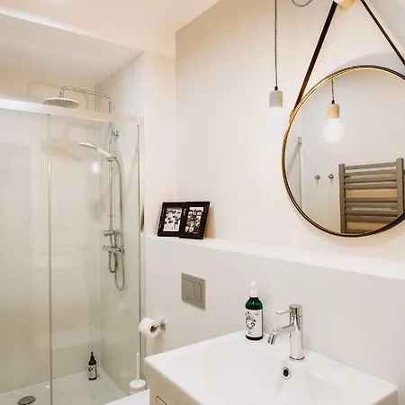 Apartament Piq Apt